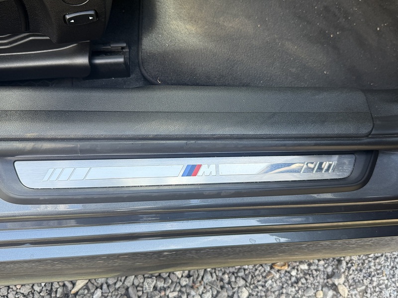 BMW 3 Series 330I M Sport - U11119