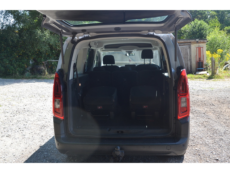 Citroen Berlingo 1.5 BlueHDi Flair XL MPV 5dr Diesel Manual Euro 6 (100 ps) | 6 SEATS|FSH|TOW BAR|P/SENSORS - U11120