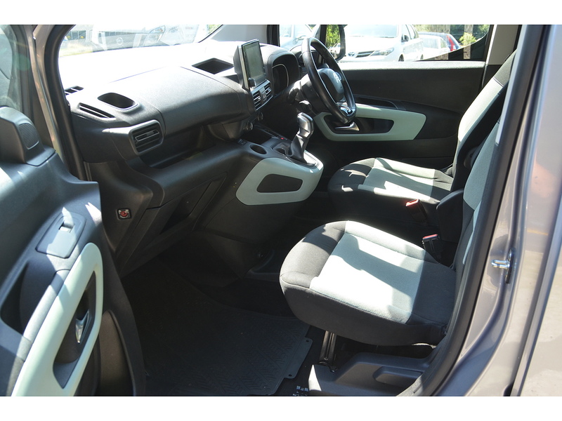 Citroen Berlingo 1.5 BlueHDi Flair XL MPV 5dr Diesel Manual Euro 6 (100 ps) | 6 SEATS|FSH|TOW BAR|P/SENSORS - U11120