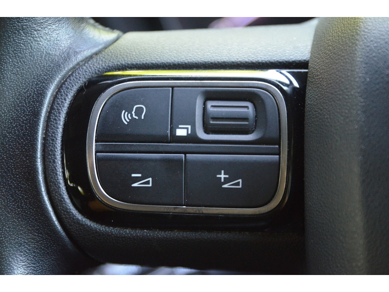 Citroen Berlingo 1.5 BlueHDi Flair XL MPV 5dr Diesel Manual Euro 6 (100 ps) | 6 SEATS|FSH|TOW BAR|P/SENSORS - U11120