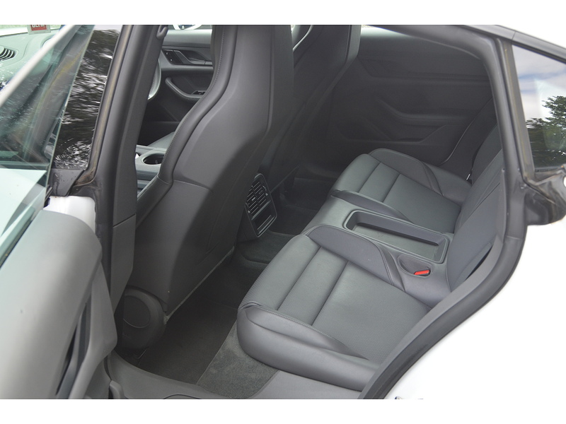 Porsche Taycan Performance Plus 93.4kWh Saloon 4dr Electric Auto RWD (476 ps) | P/SENSORS|H/SEATS|1 OWNER|VATQ - U11130