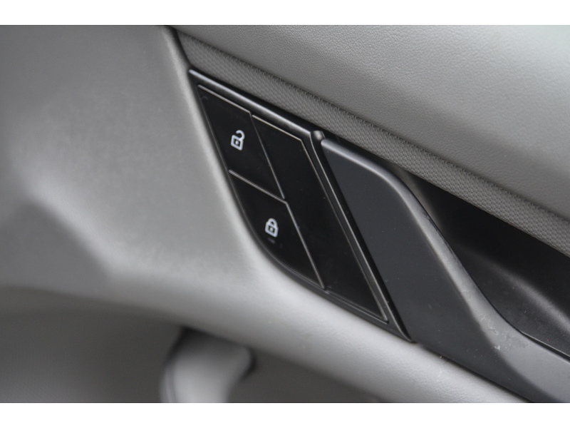 Porsche Taycan Performance Plus 93.4kWh Saloon 4dr Electric Auto RWD (476 ps) | P/SENSORS|H/SEATS|1 OWNER|VATQ - U11130