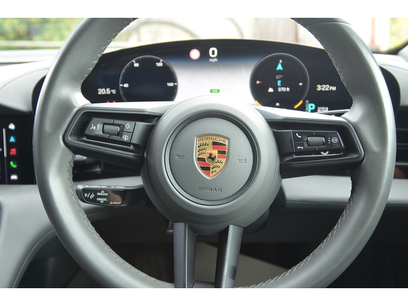 Porsche Taycan Performance Plus 93.4kWh Saloon 4dr Electric Auto RWD (476 ps) | P/SENSORS|H/SEATS|1 OWNER|VATQ - U11130