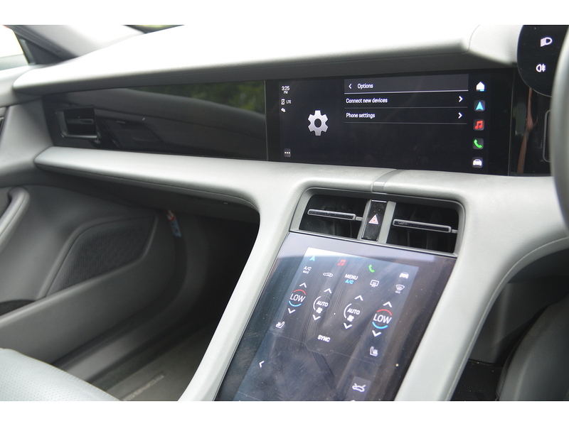 Porsche Taycan Performance Plus 93.4kWh Saloon 4dr Electric Auto RWD (476 ps) | P/SENSORS|H/SEATS|1 OWNER|VATQ - U11130