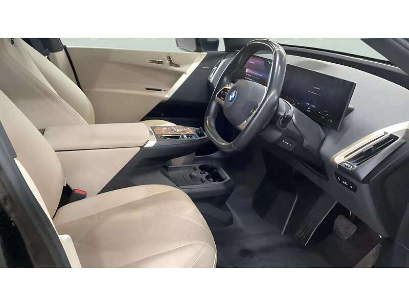 BMW iX 40 76.6kWh M Sport SUV 5dr Electric Auto xDrive (326 ps) | PAN ROOF|COMFORT PACK|1 OWNER - U11133