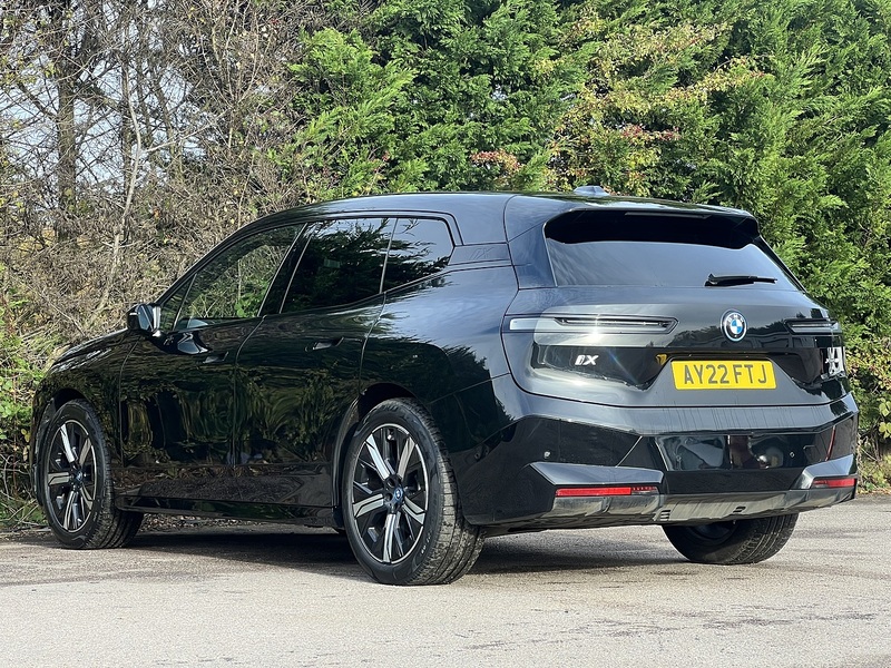 BMW iX 40 76.6kWh M Sport SUV 5dr Electric Auto xDrive (326 ps) | PRIVACY|R/CAM|1 OWNER|VAT Q - U11134