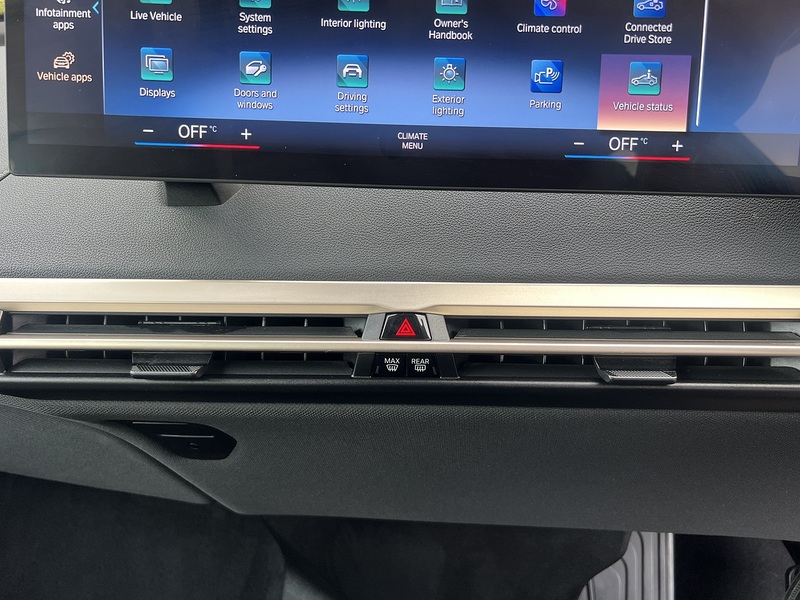 BMW iX 40 76.6kWh M Sport SUV 5dr Electric Auto xDrive (326 ps) | PRIVACY|R/CAM|1 OWNER|VAT Q - U11134