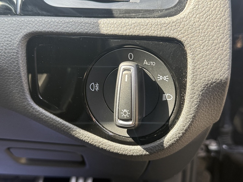 Volkswagen Golf 2.0 TSI BlueMotion Tech R Hatchback 3dr Petrol DSG 4Motion Euro 6 (s/s) (300 ps) | APPLE CAR - U11138
