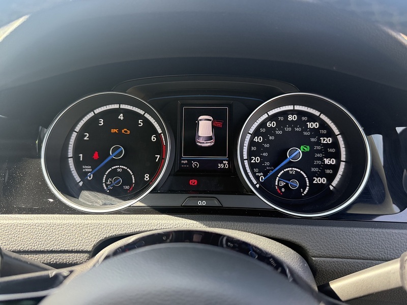 Volkswagen Golf 2.0 TSI BlueMotion Tech R Hatchback 3dr Petrol DSG 4Motion Euro 6 (s/s) (300 ps) | APPLE CAR - U11138