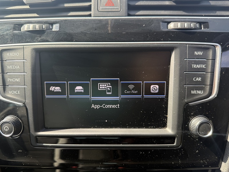 Volkswagen Golf 2.0 TSI BlueMotion Tech R Hatchback 3dr Petrol DSG 4Motion Euro 6 (s/s) (300 ps) | APPLE CAR - U11138
