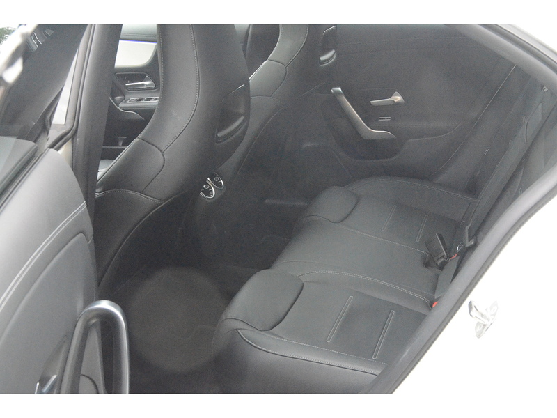 Mercedes-Benz CLA 2.0 CLA220d AMG Line Night Edition (Premium Plus) Coupe 4dr Diesel 8G-DCT Euro 6 (s/s) (190 ps) - U11140