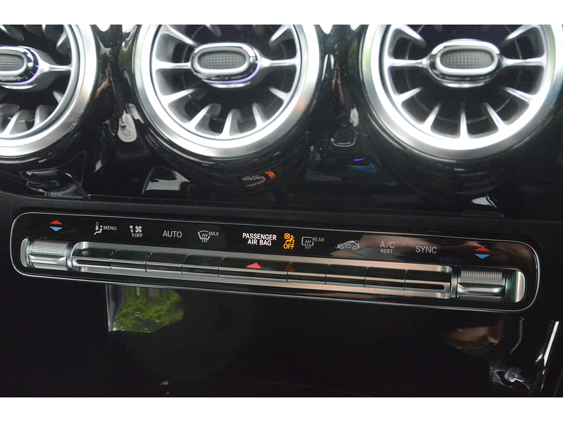 Mercedes-Benz CLA 2.0 CLA220d AMG Line Night Edition (Premium Plus) Coupe 4dr Diesel 8G-DCT Euro 6 (s/s) (190 ps) - U11140