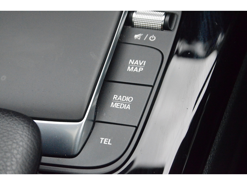 Mercedes-Benz CLA 2.0 CLA220d AMG Line Night Edition (Premium Plus) Coupe 4dr Diesel 8G-DCT Euro 6 (s/s) (190 ps) - U11140