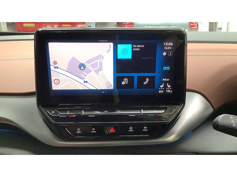 Volkswagen ID.4 Pro Performance 77kWh Life SUV 5dr Electric Auto (204 ps) - U11144