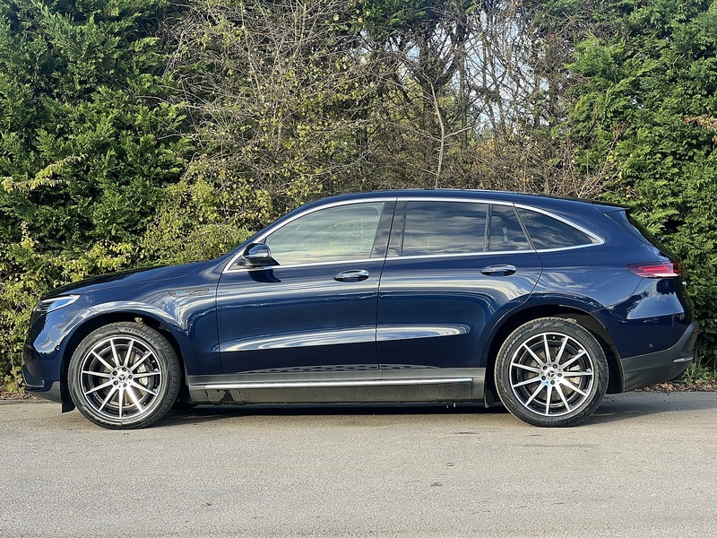 Mercedes-Benz EQC EQC 400 80kWh AMG Line SUV 5dr Electric Auto 4MATIC (408 ps) - U11146