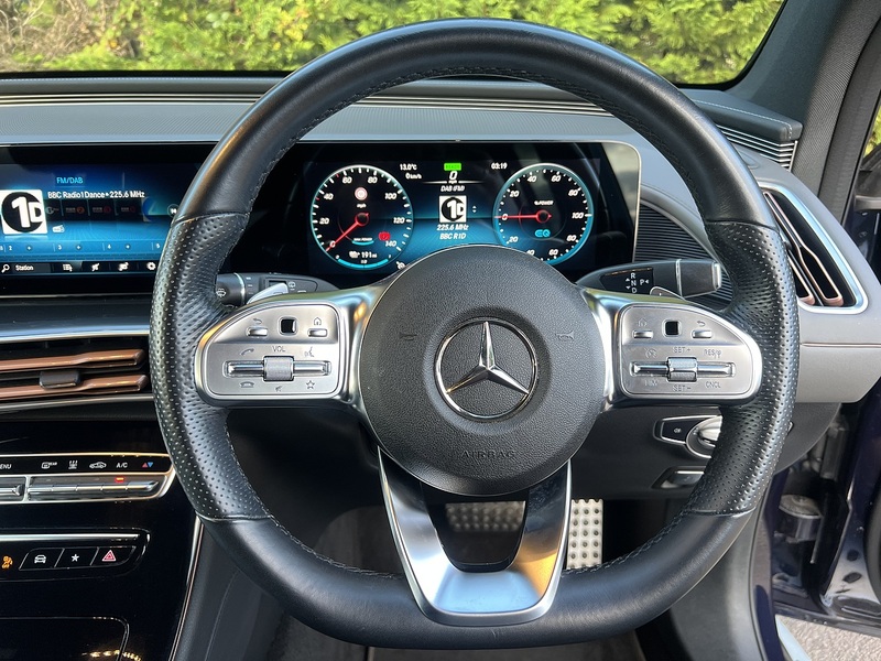 Mercedes-Benz EQC EQC 400 80kWh AMG Line SUV 5dr Electric Auto 4MATIC (408 ps) - U11146