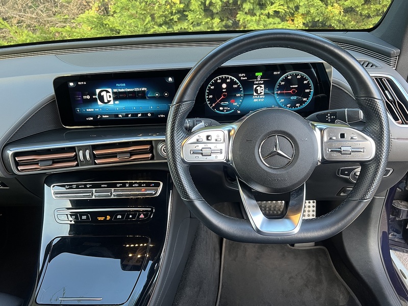 Mercedes-Benz EQC EQC 400 80kWh AMG Line SUV 5dr Electric Auto 4MATIC (408 ps) - U11146
