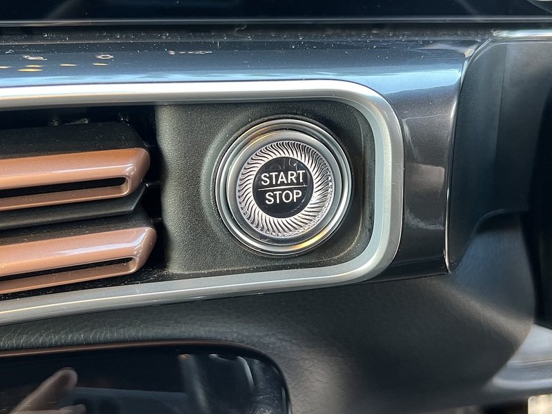 Mercedes-Benz EQC EQC 400 80kWh AMG Line SUV 5dr Electric Auto 4MATIC (408 ps) - U11146