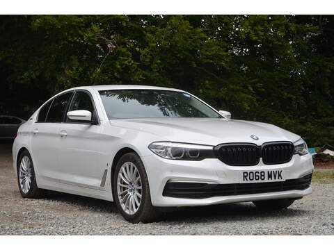 BMW 5 Series 3.0 630d M Sport GT 5dr Diesel Auto Euro 6 (s/s) (265 ps) Hatchback Automatic Diesel | P/ROOF|R/CAM|NAV|19's|1 FORMER Hatchback Automatic Diesel