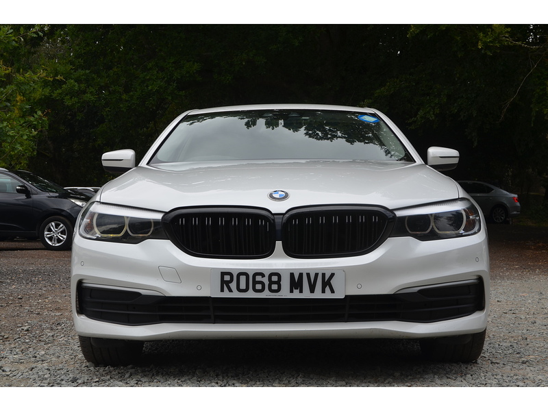 BMW 5 Series 2.0 530e 9.2kWh SE Saloon 4dr Petrol Plug-in Hybrid Auto Euro 6 (s/s) (252 ps) | DASH - U11151