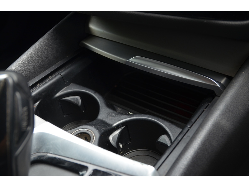BMW 5 Series 2.0 530e 9.2kWh SE Saloon 4dr Petrol Plug-in Hybrid Auto Euro 6 (s/s) (252 ps) | DASH - U11151