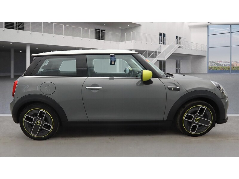 MINI Electric Hatch Cooper SE 32.6kWh Level 1 Hatchback 3dr Electric Auto (184 ps) - U11152