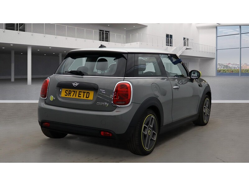 MINI Electric Hatch Cooper SE 32.6kWh Level 1 Hatchback 3dr Electric Auto (184 ps) - U11152