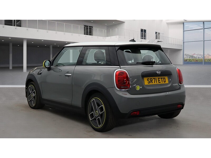 MINI Electric Hatch Cooper SE 32.6kWh Level 1 Hatchback 3dr Electric Auto (184 ps) - U11152