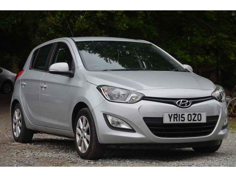 Hyundai i20 1.2 Active Hatchback 5dr Petrol Manual Euro 5 (85 bhp) | VERY LOW MILEAGE|BTOOTH|A/C - U11154