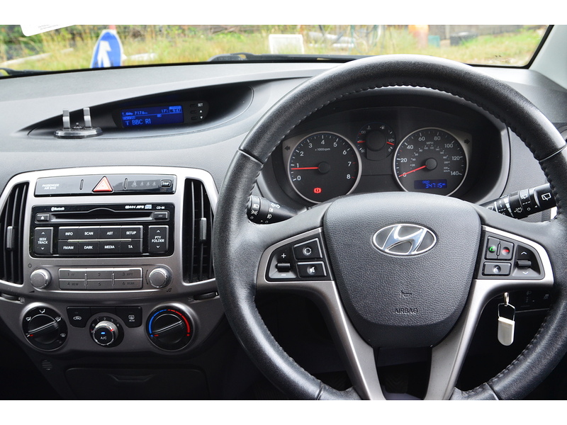 Hyundai i20 1.2 Active Hatchback 5dr Petrol Manual Euro 5 (85 bhp) | VERY LOW MILEAGE|BTOOTH|A/C - U11154