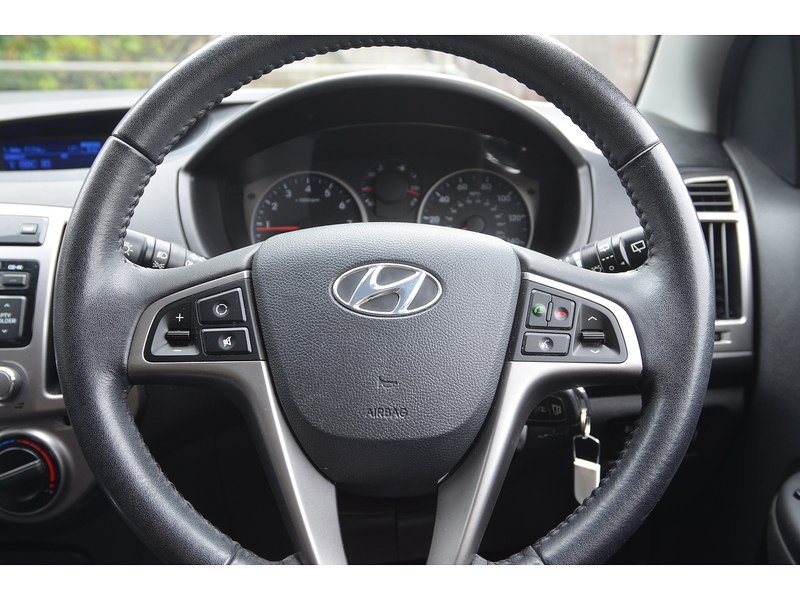 Hyundai i20 1.2 Active Hatchback 5dr Petrol Manual Euro 5 (85 bhp) | VERY LOW MILEAGE|BTOOTH|A/C - U11154