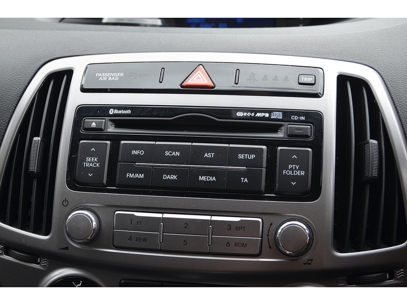 Hyundai i20 1.2 Active Hatchback 5dr Petrol Manual Euro 5 (85 bhp) | VERY LOW MILEAGE|BTOOTH|A/C - U11154