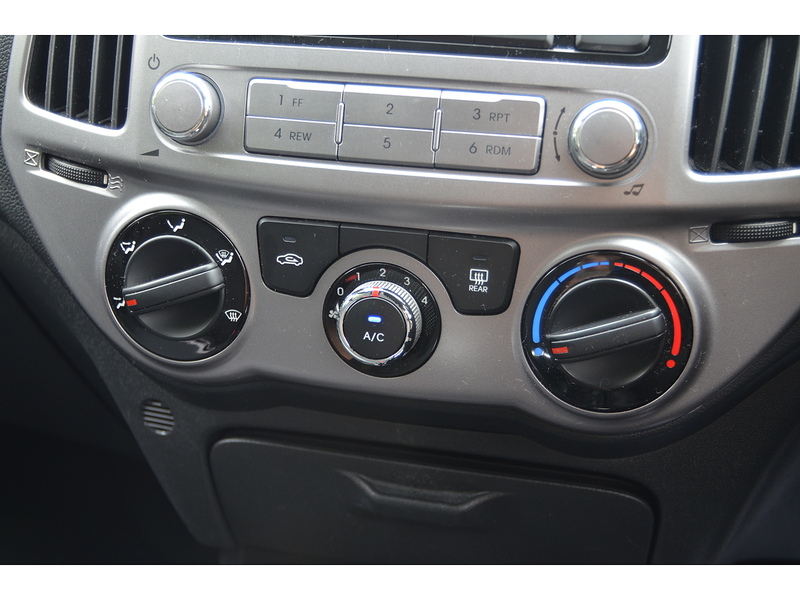 Hyundai i20 1.2 Active Hatchback 5dr Petrol Manual Euro 5 (85 bhp) | VERY LOW MILEAGE|BTOOTH|A/C - U11154