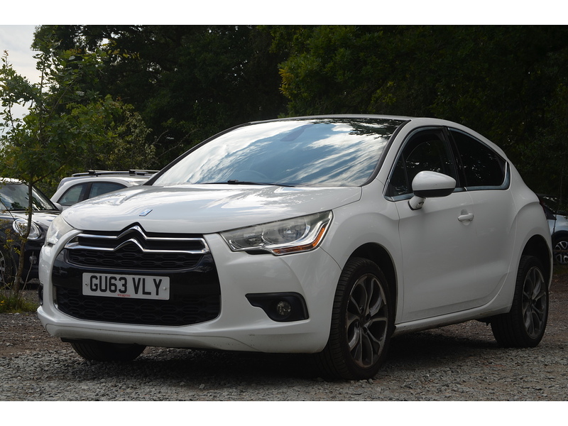Citroen DS4 1.6 e-HDi Airdream DStyle Hatchback 5dr Diesel Manual Euro 5 (s/s) (115 ps) | - U11155