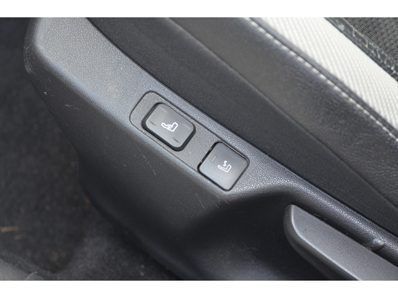 Citroen DS4 1.6 e-HDi Airdream DStyle Hatchback 5dr Diesel Manual Euro 5 (s/s) (115 ps) | - U11155