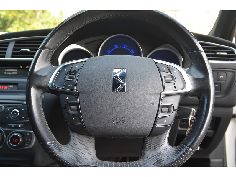 Citroen DS4 1.6 e-HDi Airdream DStyle Hatchback 5dr Diesel Manual Euro 5 (s/s) (115 ps) | - U11155