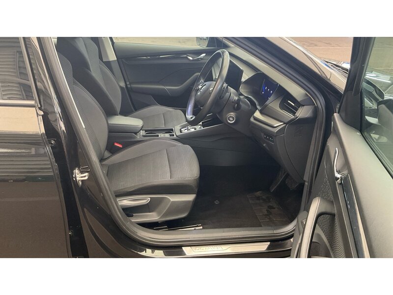 Skoda Octavia 1.4 TSI iV 13kWh SE Technology Estate 5dr Petrol Plug-in Hybrid DSG Euro 6 (s/s) (204 ps) - U11165