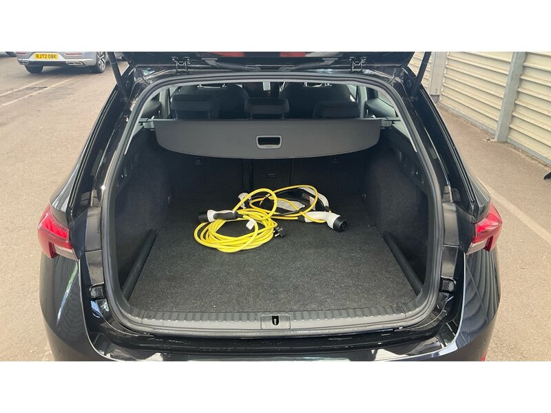 Skoda Octavia 1.4 TSI iV 13kWh SE Technology Estate 5dr Petrol Plug-in Hybrid DSG Euro 6 (s/s) (204 ps) - U11165