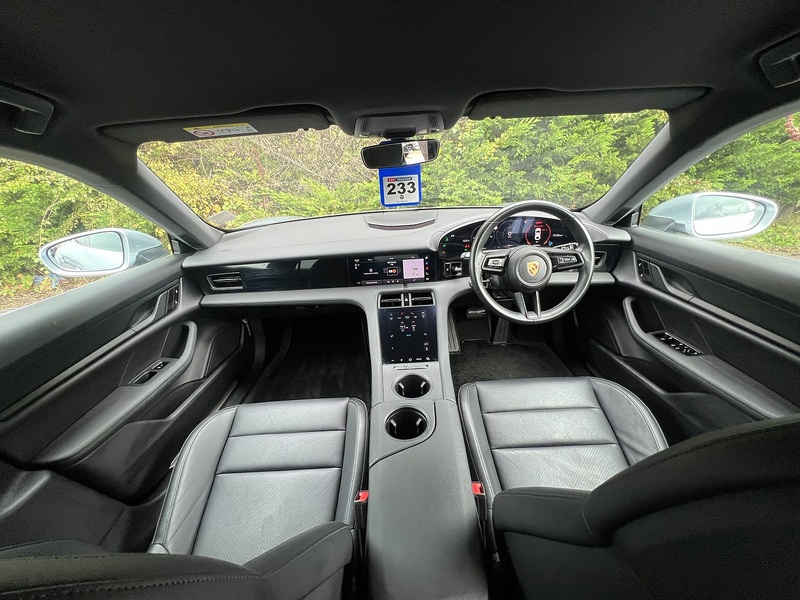 Porsche Taycan Performance Plus 93.4kWh 4S Saloon 4dr Electric Auto 4WD (571 ps) - U11167