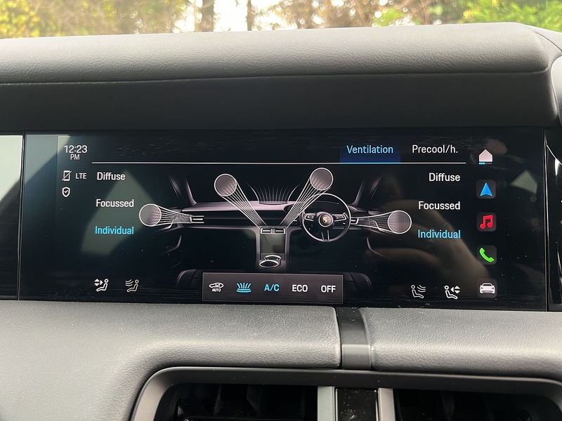 Porsche Taycan Performance Plus 93.4kWh 4S Saloon 4dr Electric Auto 4WD (571 ps) - U11167