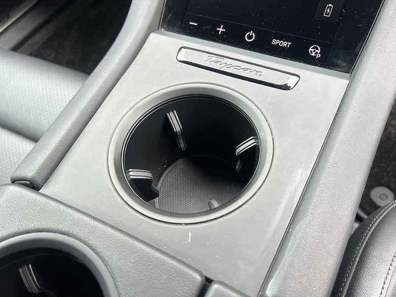 Porsche Taycan Performance Plus 93.4kWh 4S Saloon 4dr Electric Auto 4WD (571 ps) - U11167