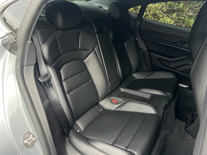 Porsche Taycan Performance Plus 93.4kWh 4S Saloon 4dr Electric Auto 4WD (571 ps) - U11167