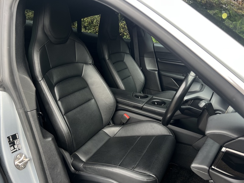 Porsche Taycan Performance Plus 93.4kWh 4S Saloon 4dr Electric Auto 4WD (571 ps) - U11167