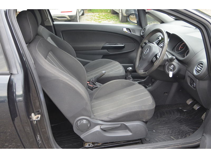 Vauxhall Corsa 1.2 16V Limited Edition Hatchback 3dr Petrol Manual Euro 5 (85 ps) | MOT JUNE 2026|PRIVACY|CRUISE - U11168