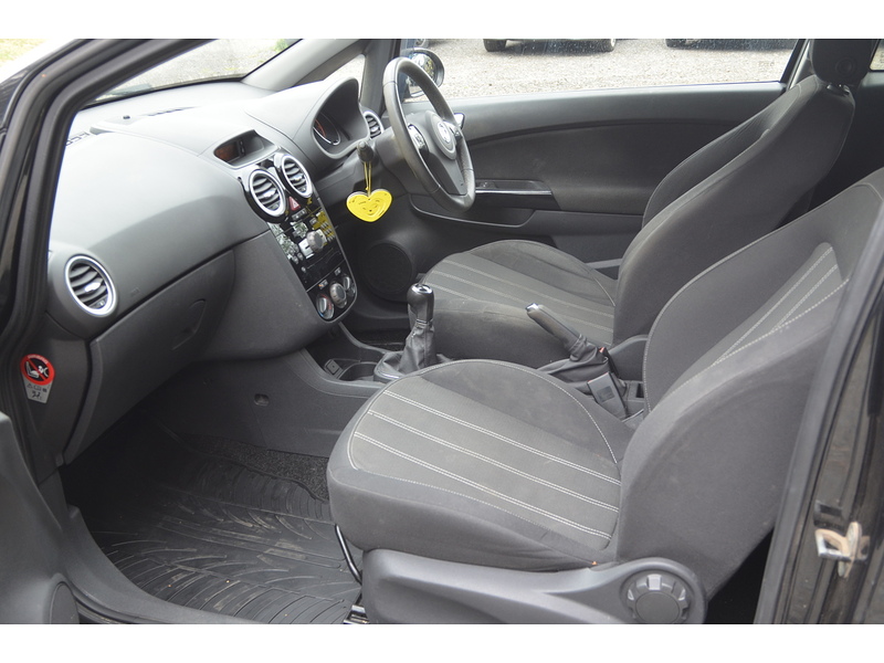Vauxhall Corsa 1.2 16V Limited Edition Hatchback 3dr Petrol Manual Euro 5 (85 ps) | MOT JUNE 2026|PRIVACY|CRUISE - U11168