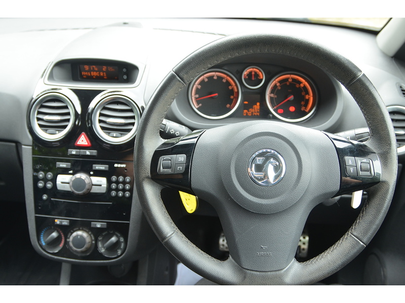 Vauxhall Corsa 1.2 16V Limited Edition Hatchback 3dr Petrol Manual Euro 5 (85 ps) | MOT JUNE 2026|PRIVACY|CRUISE - U11168