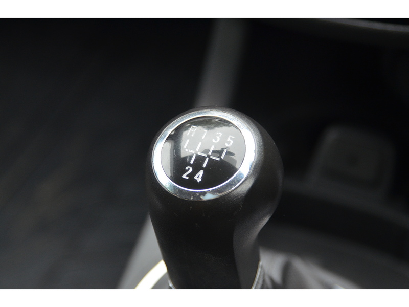 Vauxhall Corsa 1.2 16V Limited Edition Hatchback 3dr Petrol Manual Euro 5 (85 ps) | MOT JUNE 2026|PRIVACY|CRUISE - U11168