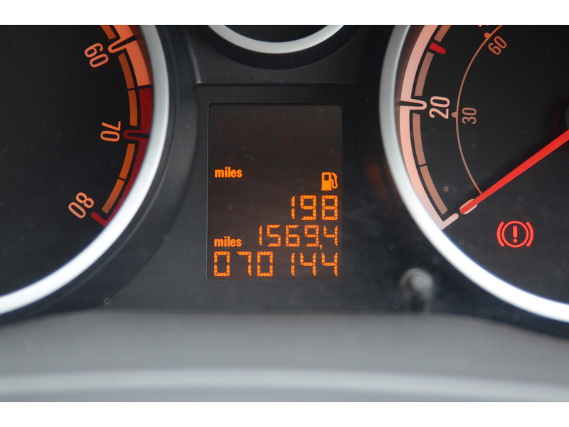 Vauxhall Corsa 1.2 16V Limited Edition Hatchback 3dr Petrol Manual Euro 5 (85 ps) | MOT JUNE 2026|PRIVACY|CRUISE - U11168