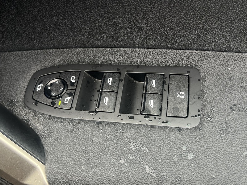 BMW iX 40 76.6kWh M Sport SUV 5dr Electric Auto xDrive (326 ps) - U11169