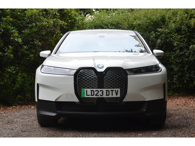 BMW iX 40 76.6kWh Sport SUV 5dr Electric Auto xDrive (11kW Charger) (326 ps) - U11170